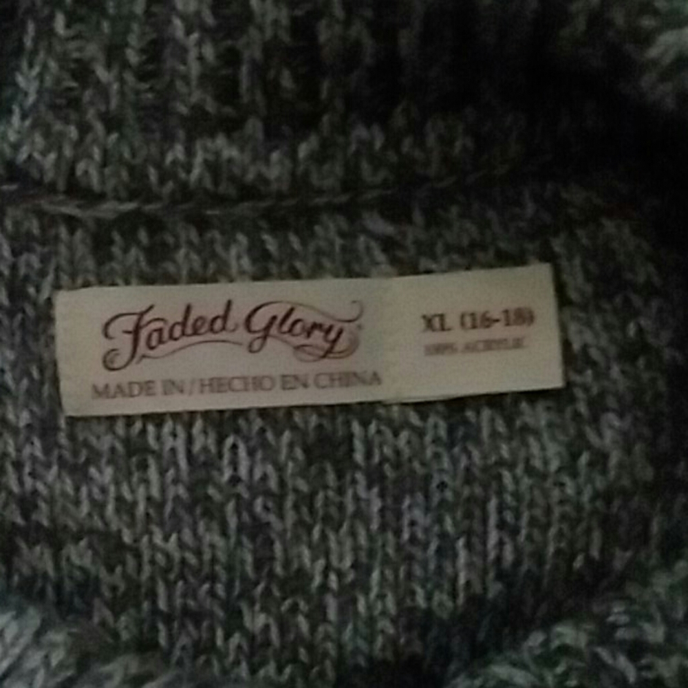 Long sleeve sweater